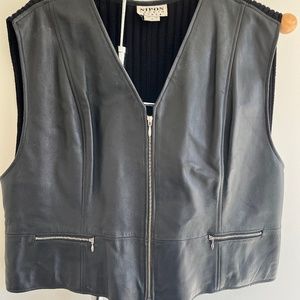 Black leather front vest - Women's Plus Size 3x - Nipon Studio